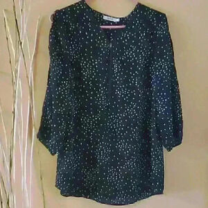 Long sleeve flowy Black blouse light weight W/ white confetti  3/4 ZIP US 8
